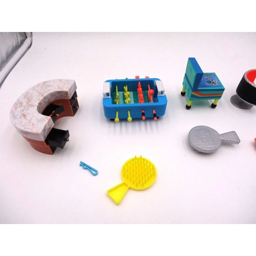 LOL Surprise OMG Doll House Furniture Game Room Bar Arcade Game Chair‎ and More